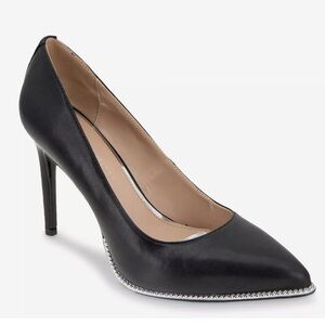 BCBGeneration Black Pointed Toe Leather Pump SIZE 9M